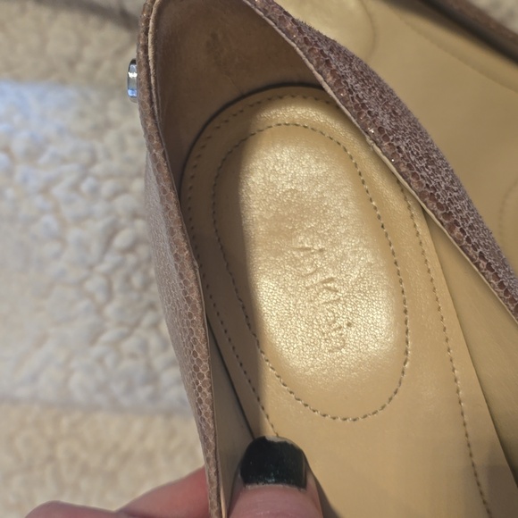 Calvin Klein Taupe Saxton Patent Lizard Wedge Heels size 10 - Picture 8 of 12